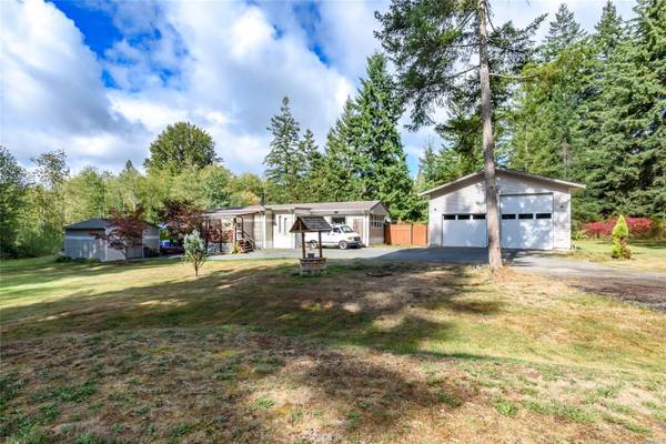 7373 Island Hwy N,  Merville,  BC V9N 1W0