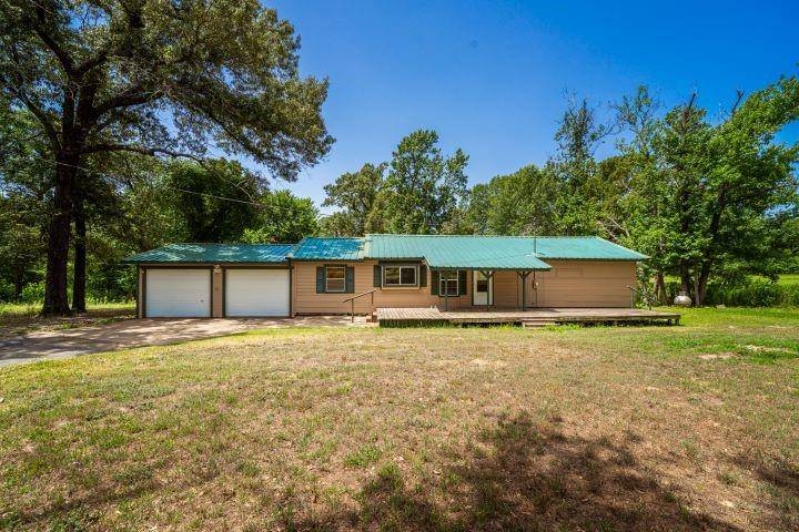 1354 Van Zandt CR 4909 Road, Ben Wheeler, TX 75754