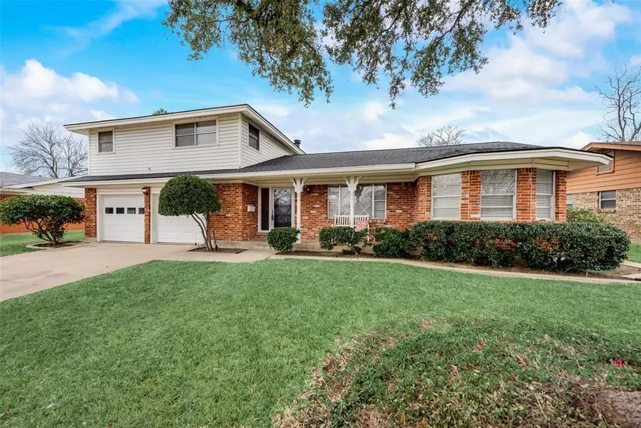 5708 Starling Circle, Haltom City, TX 76117