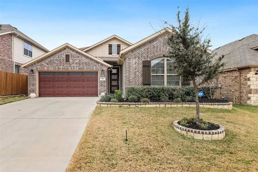 5641 Salt Springs Drive, Fort Worth, TX 76179