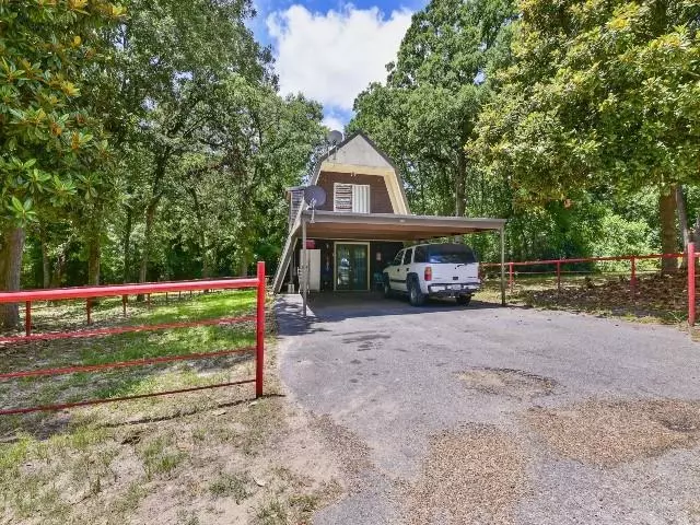 Athens, TX 75751,6385 Wagontree Trail