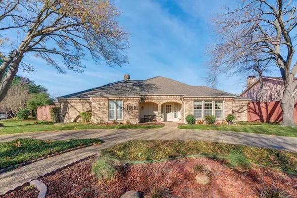 13021 Fall Manor Drive, Dallas, TX 75243