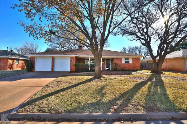 2425 Brentwood Drive, Abilene, TX 79605