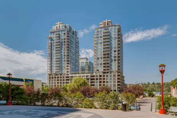 222 Riverfront AVE Southwest #617, Calgary, AB T2P 0W3