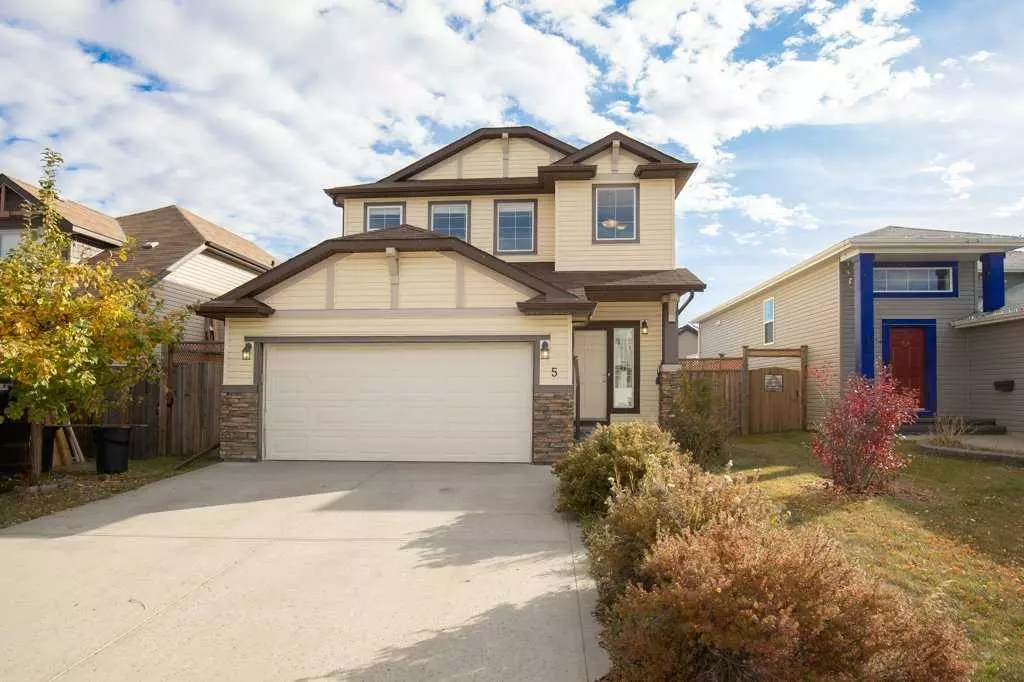 Red Deer, AB T4P 0N4,5 Juniper Close