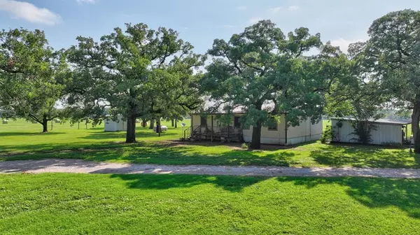 805 Stephens Road, Millsap, TX 76066