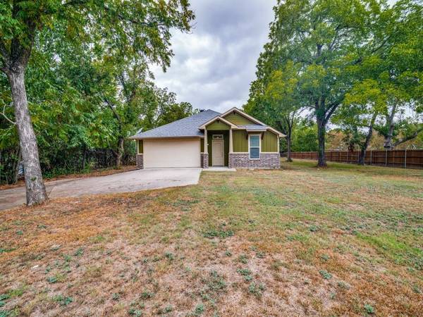 523 N Bois D Arc Street, Forney, TX 75126