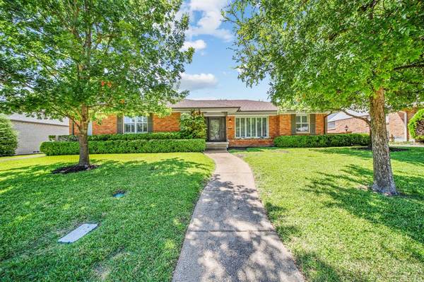 6324 Annapolis Lane, Dallas, TX 75214