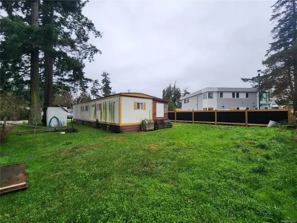 Colwood, BC V9C 1K1,592 Heatherly Rd