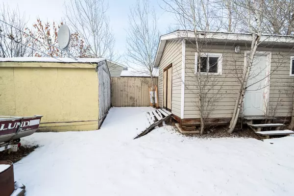 Fort Mcmurray, AB T9K 2H8,181 Clausen CRES