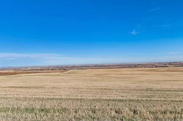 Rural Foothills County, AB T1S 3Y6,96 Street East  (West Parcel 140.2 Acres)