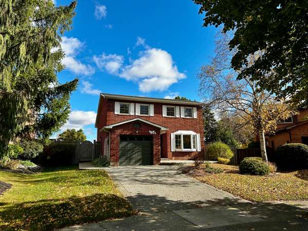 734 Robertson CRES, Milton, ON L9T 4W4