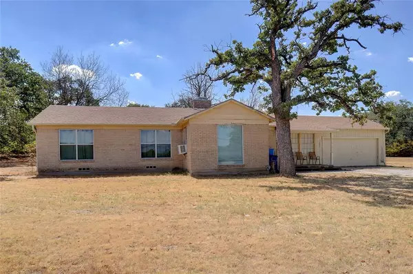 Azle, TX 76020,916 Southeast Parkway