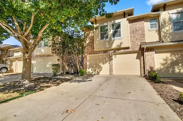 9866 Wake Bridge Drive, Frisco, TX 75035