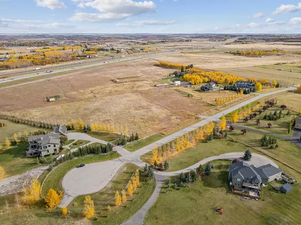 258226 10 ST East, Rural Foothills County, AB T1S 3L4