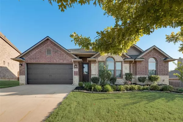 Arlington, TX 76001,2504 Coral Cove Court