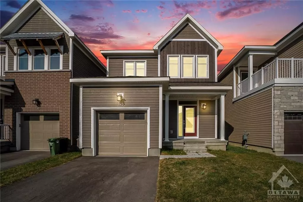 Stittsville - Munster - Richmond, ON K0A 2Z0,128 HACKAMORE CRES