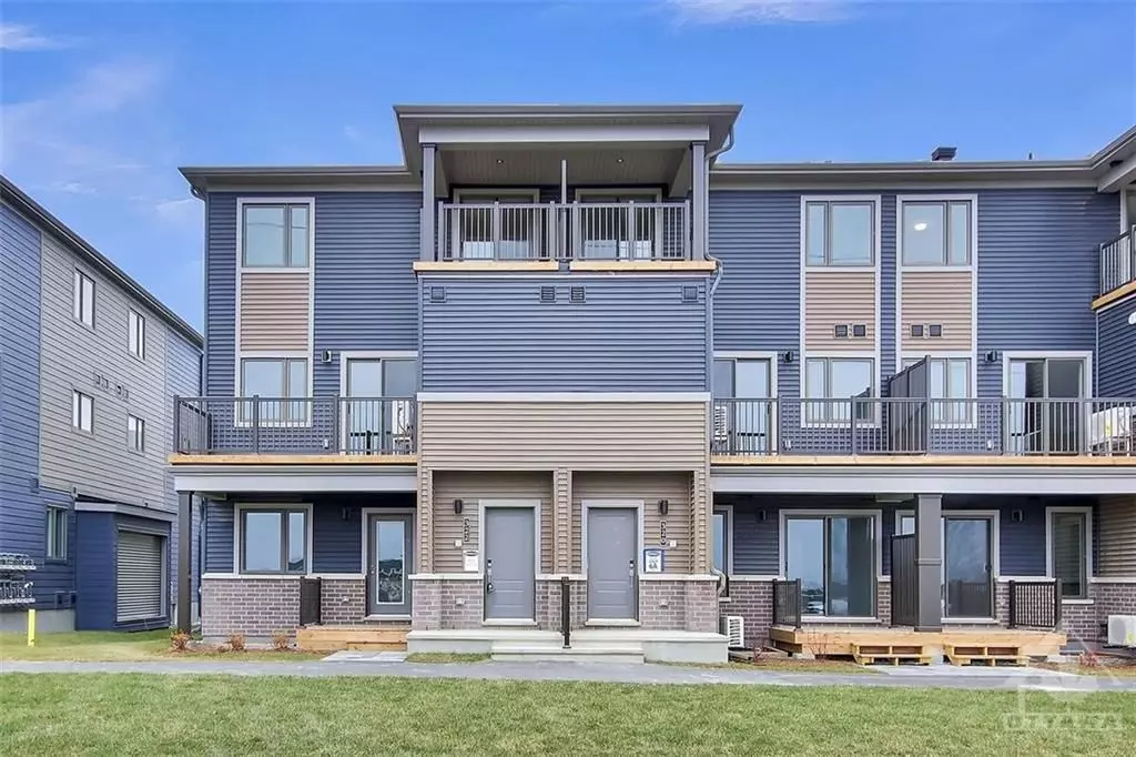 Barrhaven, ON K2J 6H3,322 PARNIAN