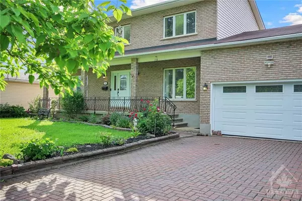 Cityview - Parkwoods Hills - Rideau Shore, ON K2E 5Y4,45 SUNNYCREST DR