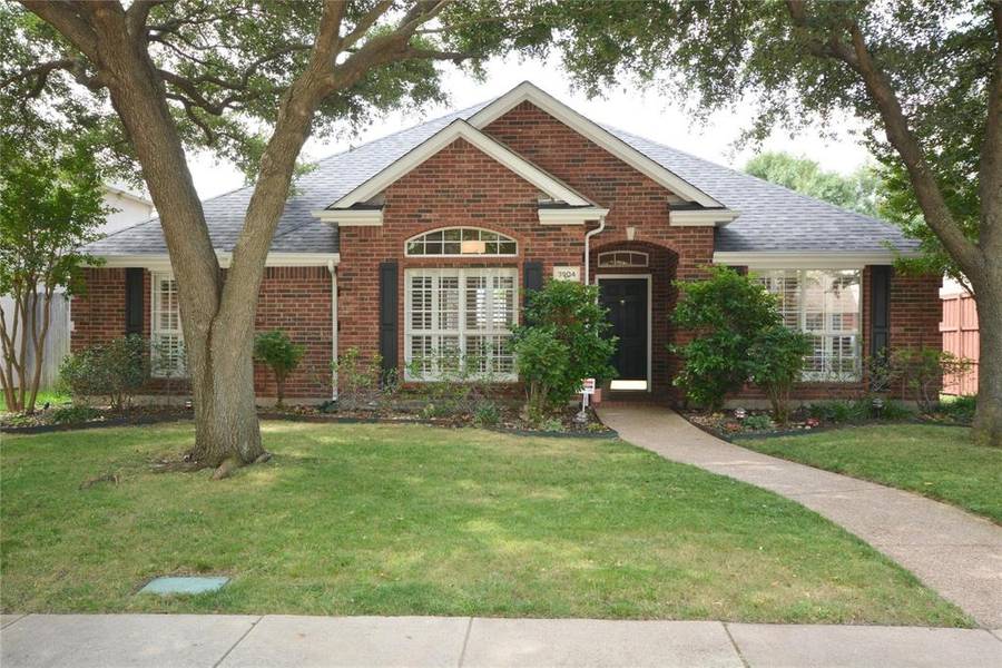 3904 Belton Drive, Dallas, TX 75287