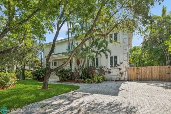 Key Biscayne, FL 33149,375 Ridgewood Rd