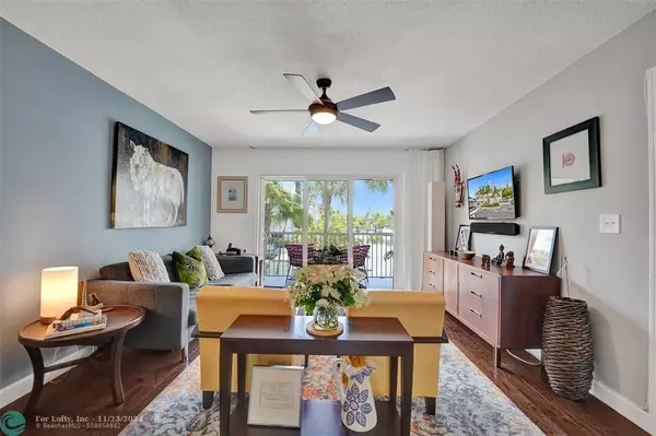 Lauderdale By The Sea, FL 33062,1439 S Ocean Blvd  #214