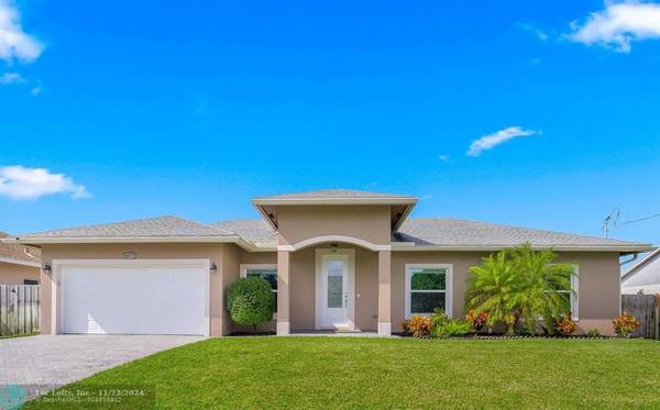 6671 Riparian Rd, Lake Worth, FL 33462