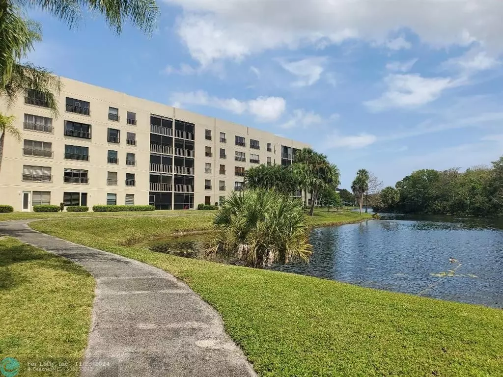 Coconut Creek, FL 33066,3000 NW 42nd Ave  #510