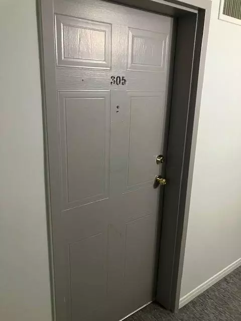 Cornwall, ON K6J 1J3,1424 SECOND ST W #305