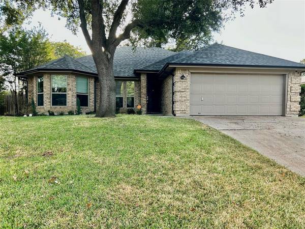 1603 Yarmouth Lane,  Mansfield,  TX 76063