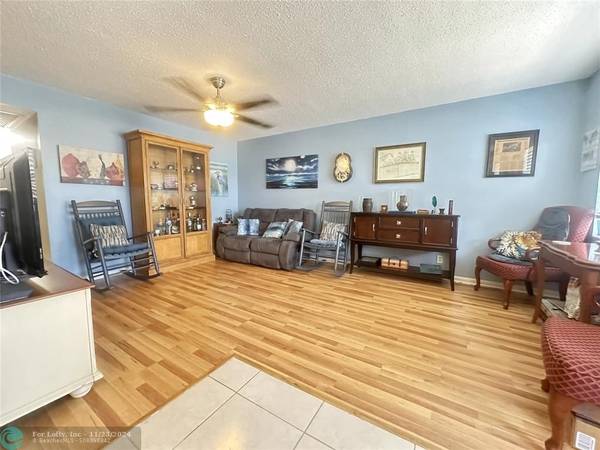 Deerfield Beach, FL 33442,46 Lyndhurst B  #46