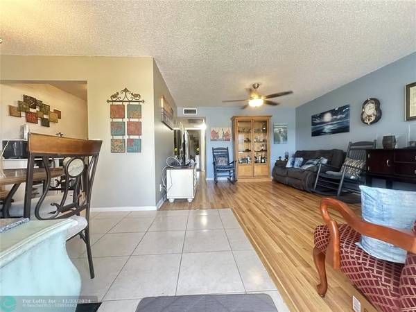 Deerfield Beach, FL 33442,46 Lyndhurst B  #46