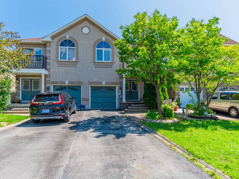 3856 Coachman CIR, Mississauga, ON L5M 6R4