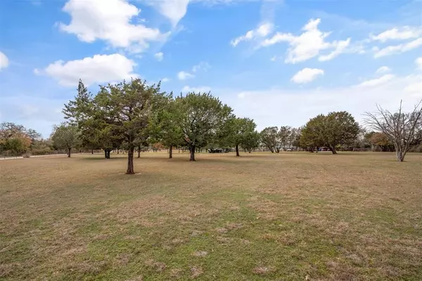 Granbury, TX 76049,300 Nichols Court