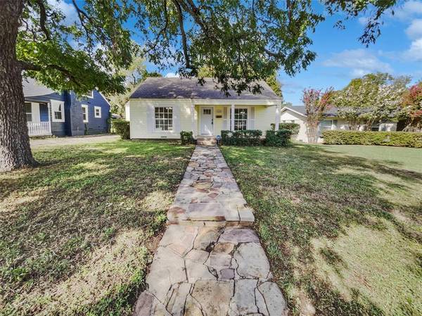 3620 Winston Road, Fort Worth, TX 76109