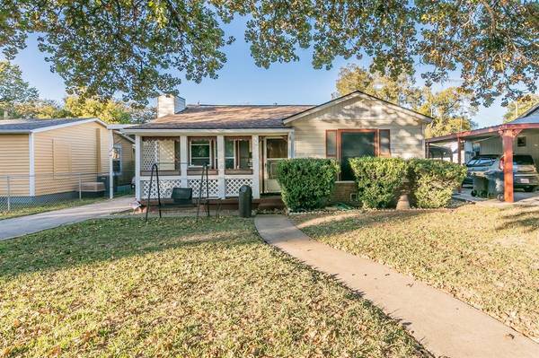 3729 Chenault Street, Fort Worth, TX 76111