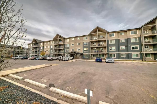 Calgary, AB T3N 0V2,181 Skyview Ranch MNR NE #3317