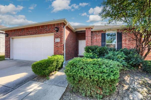 2308 Angoni Way, Fort Worth, TX 76131