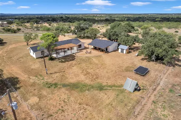 Llano, TX 78643,136 Valley View Circle