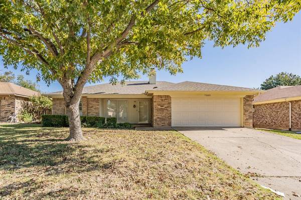 7305 S Meadow Drive E, Fort Worth, TX 76133