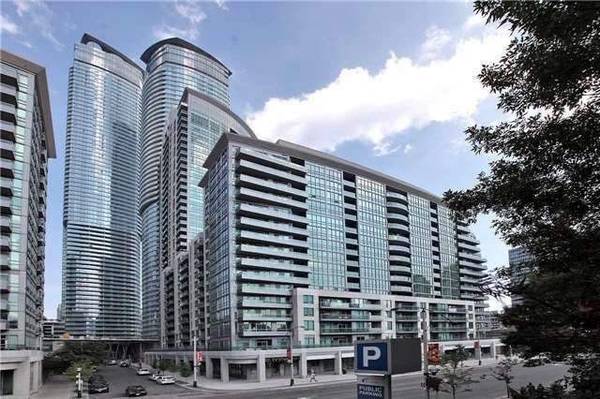 19 Grand Trunk CRES #715, Toronto C01, ON M5J 3A3