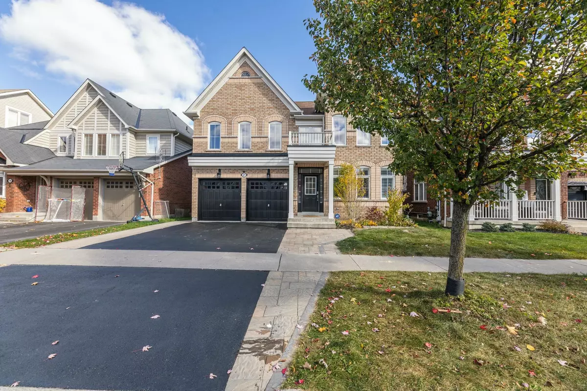 Whitby, ON L1M 2N9,21 Denbury CT