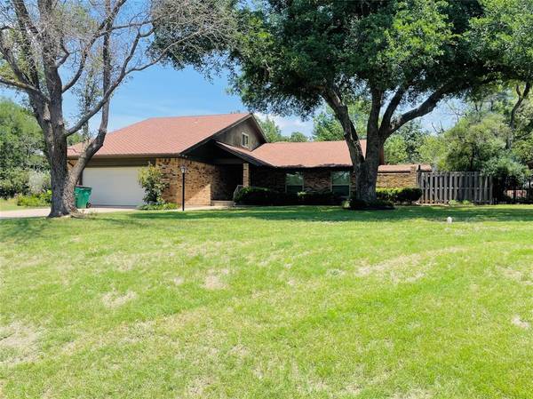 Eastland, TX 76448,408 Crestwood Drive