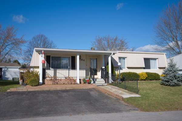 84 Corner Brook TRL, Innisfil, ON L9S 1R9