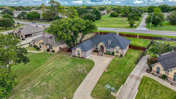 109 Kari Linda Court, Weatherford, TX 76085