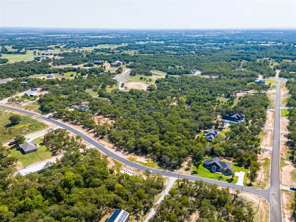 Alvord, TX 76225,255 Creek Crossing Street