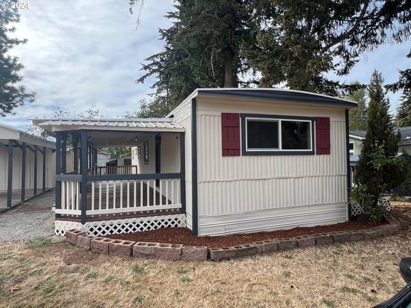 36451 S SAWTELL RD #21, Molalla, OR 97038