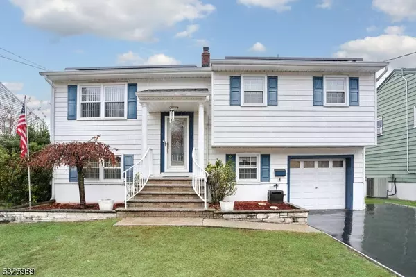 13 Lamker Ct Hm, Little Ferry Boro, NJ 07643