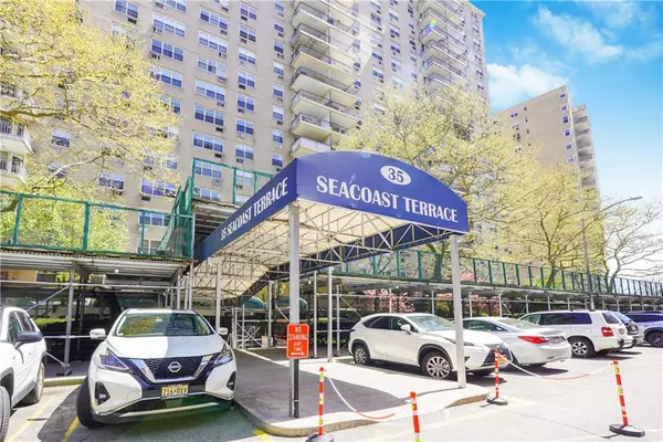 35 Seacoast TER #17K, Brooklyn, NY 11235