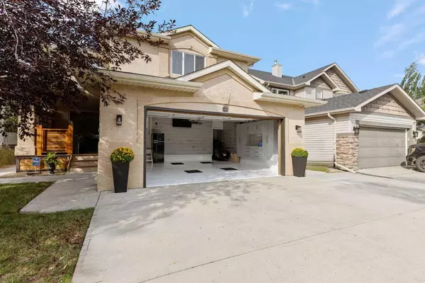 Chestermere, AB T1X 1M3,140 West Creek Close